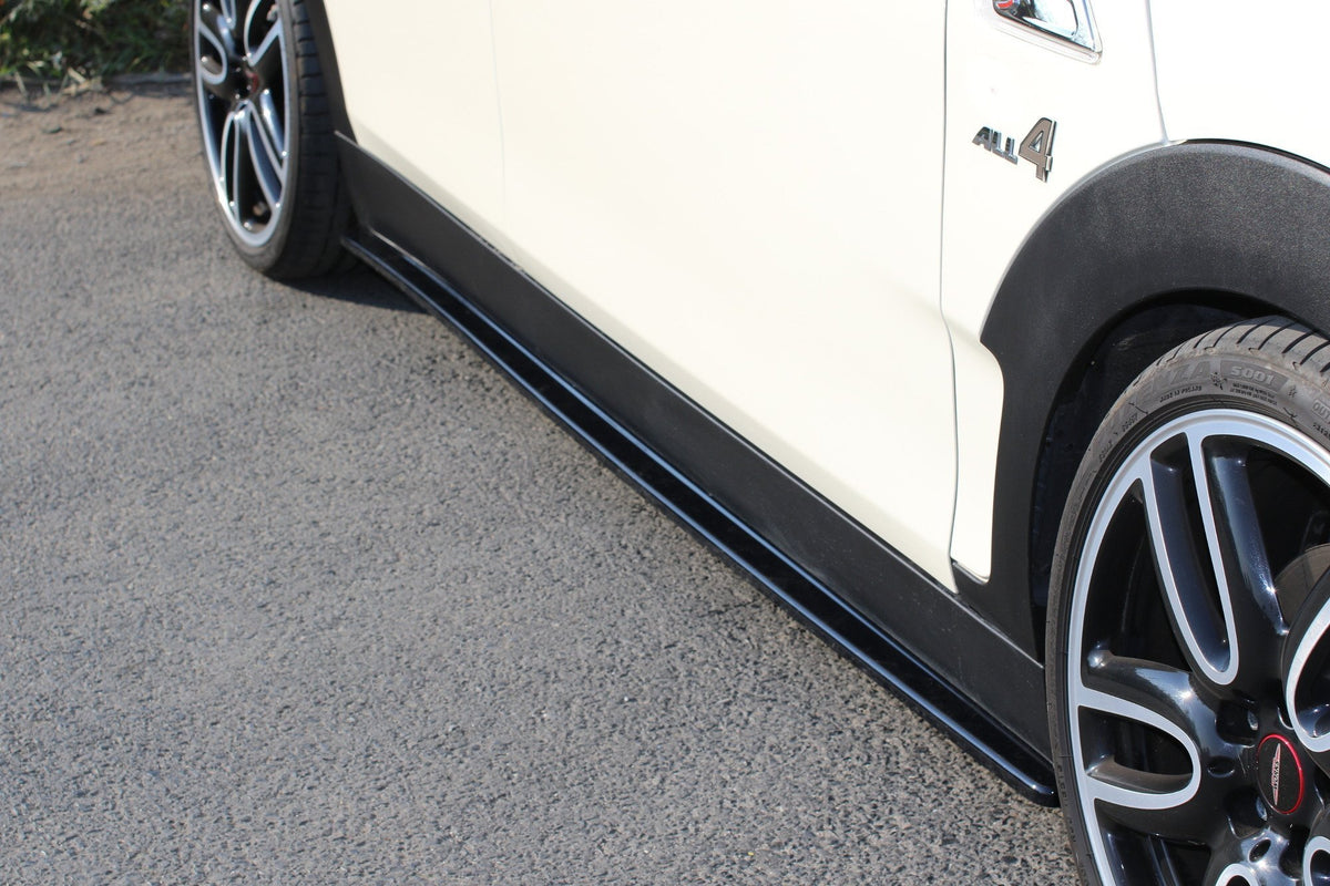 Sideskjørt diffusers Mini Clubman S Mk2 (F54) Jcw sett fra siden