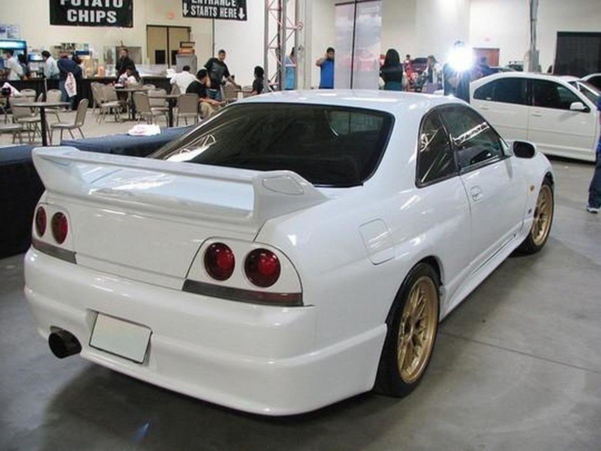 Spoiler Nissan Skyline R33 GTS/GTR (1993–1999) detaljbilde av profilen