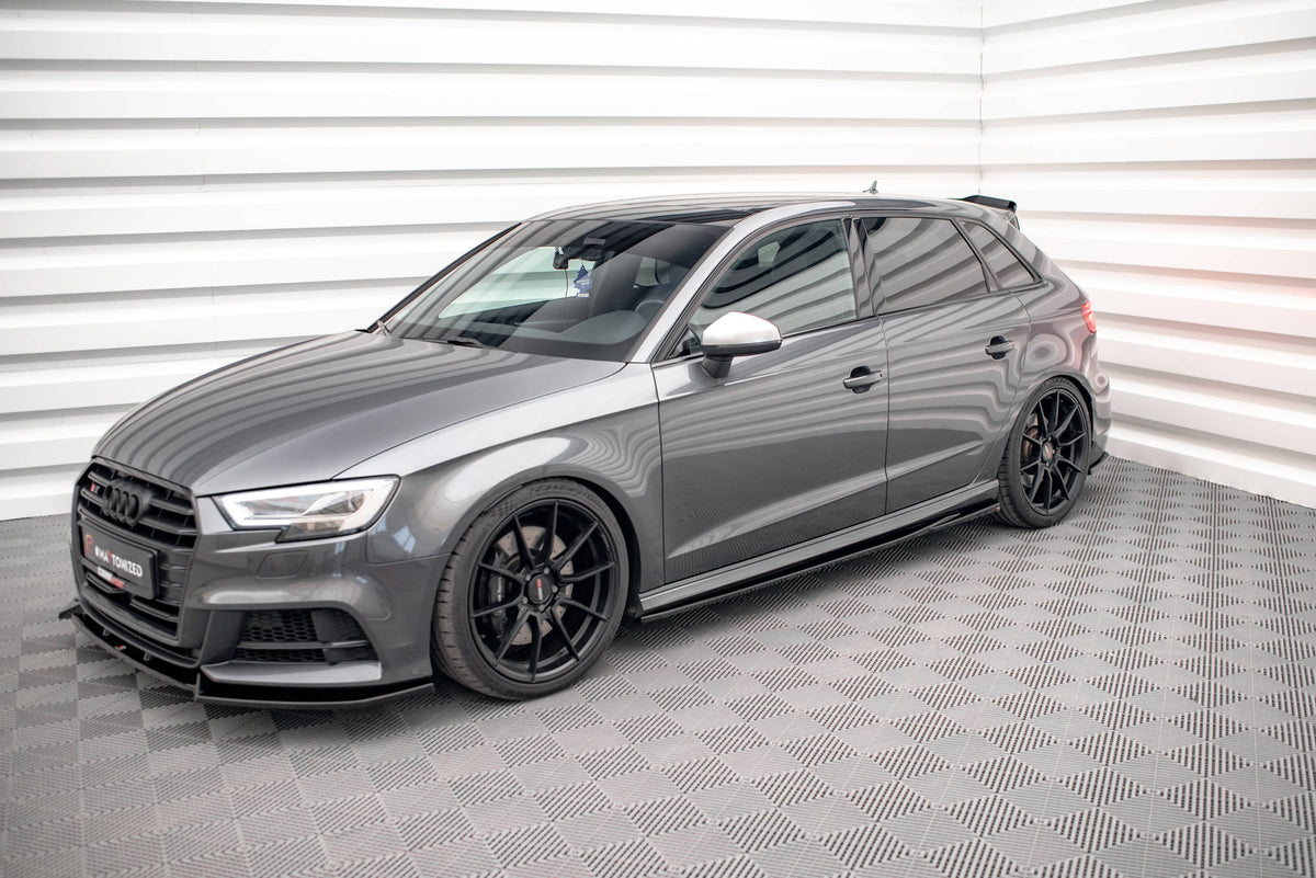 Splittersett for Audi S3 Sportback 8V Facelift montert på bil, sett forfra