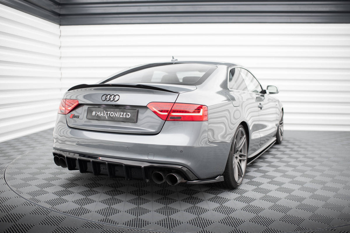 Sideskjørt diffusorer i sort ABS-plast for Audi S5 8T Facelift, sett fra siden