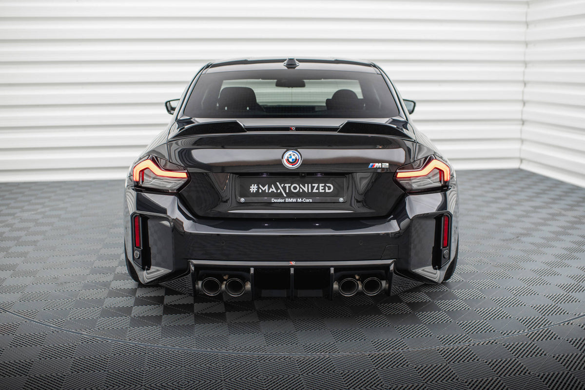 Splittersett M2 G87 – montert bakfra på BMW M2 G87
