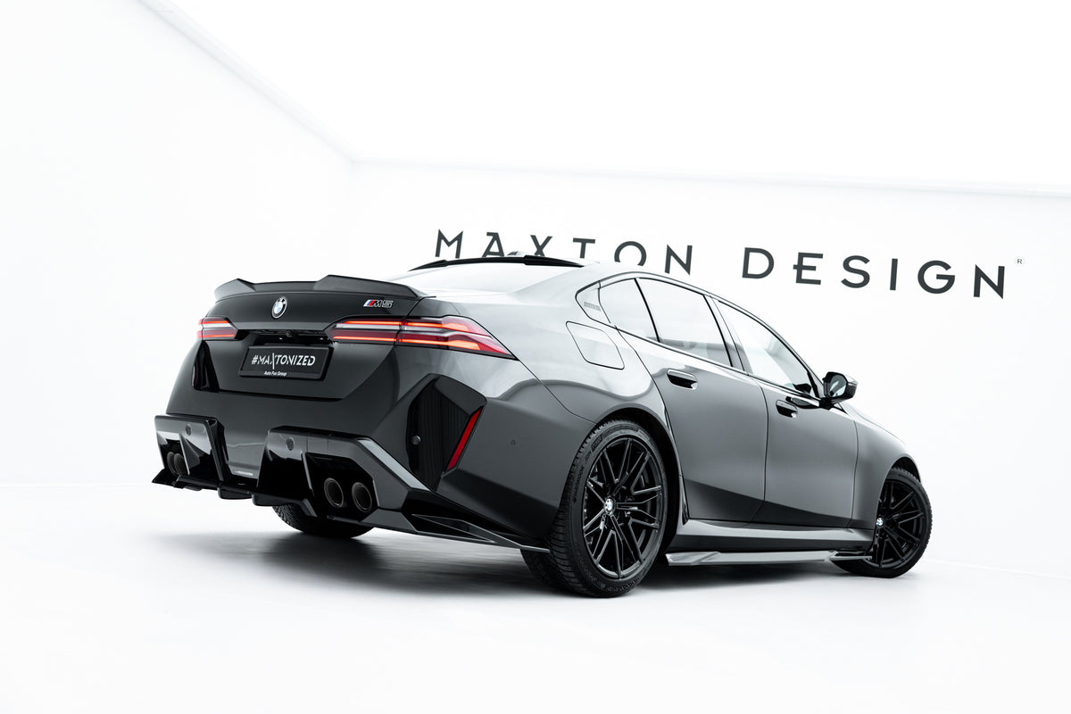 BMW M5 G90 bakdiffuser splittersett – svart ABS-plast, Maxton Design, bakvinkel nedenfra