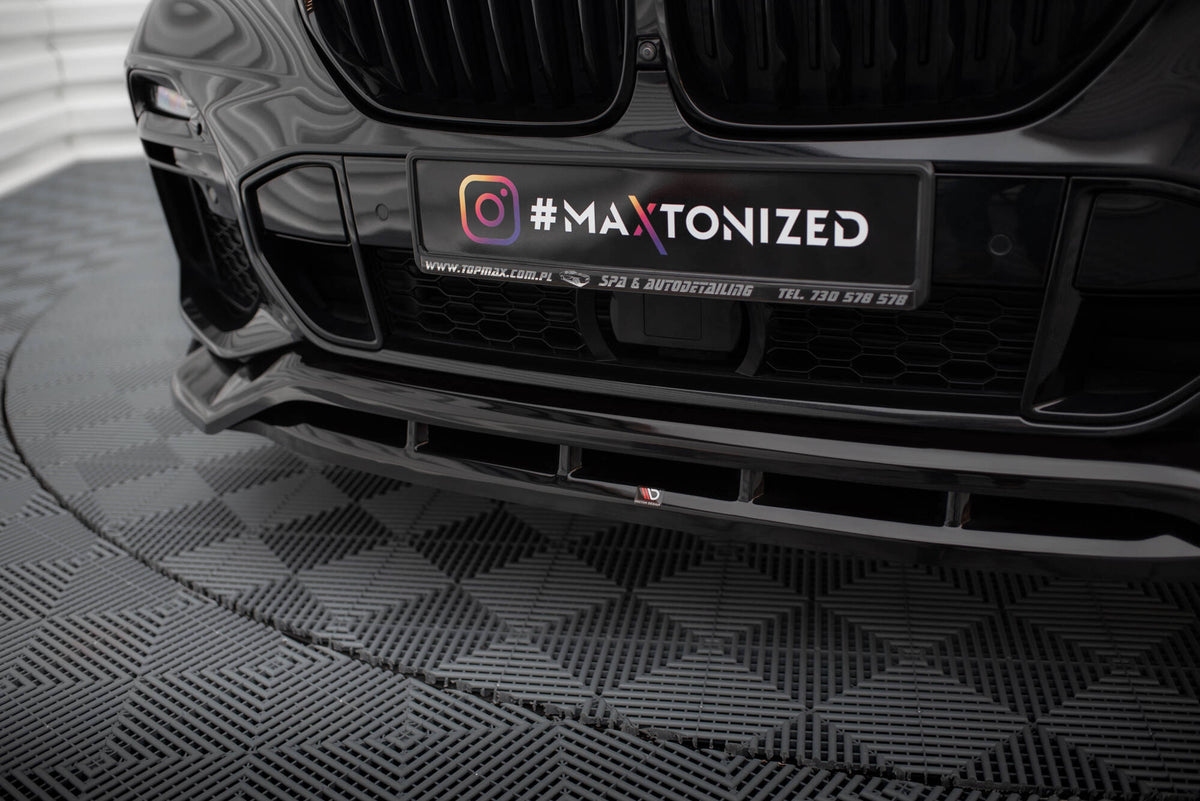 Sideskjørt-diffusorer BMW X5 G05 montert – underkant visning
