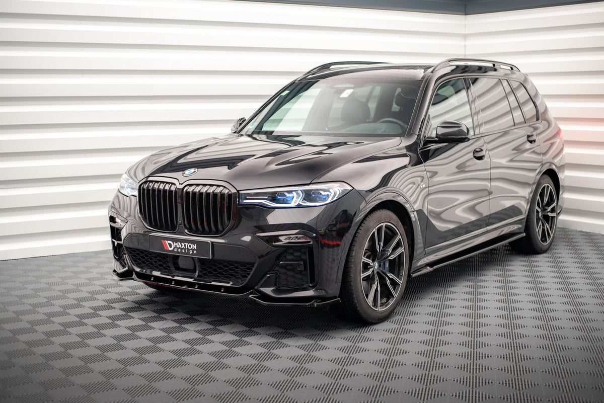 BMW X7 G07 splittersett bakre del, sett fra undersiden