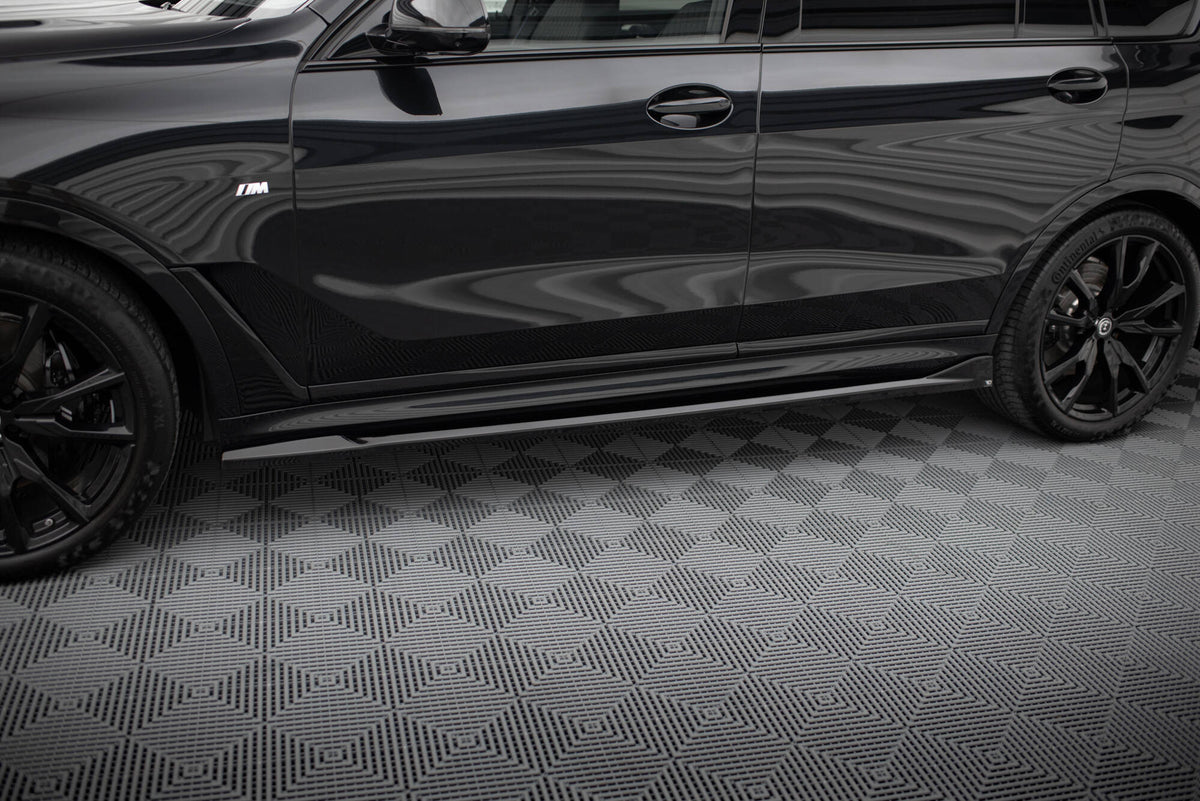 Splittersett BMW X7 G07 M-Pakke, høyre frontsplitter detalj