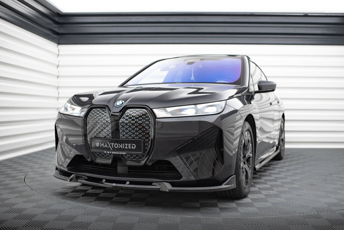 Splittersett BMW iX M-Pack i20 fra Maxton, komplett sett utpakket