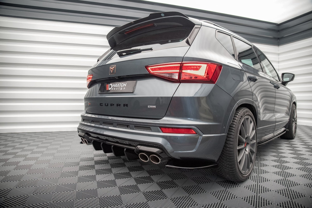 Front splitter fra Maxton Design montert på Cupra Ateca Facelift
