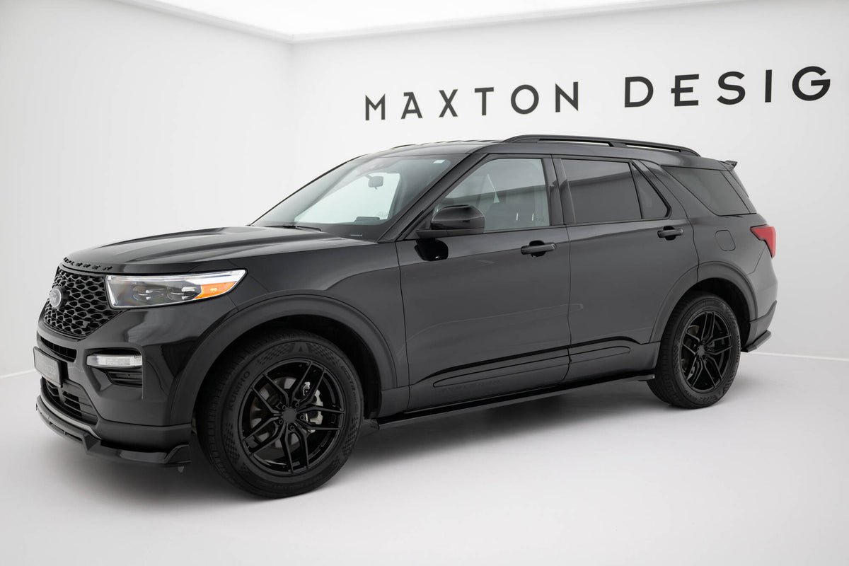 Splittersett til Ford Explorer XLT MK6 med alle fire deler lagt ut samlet