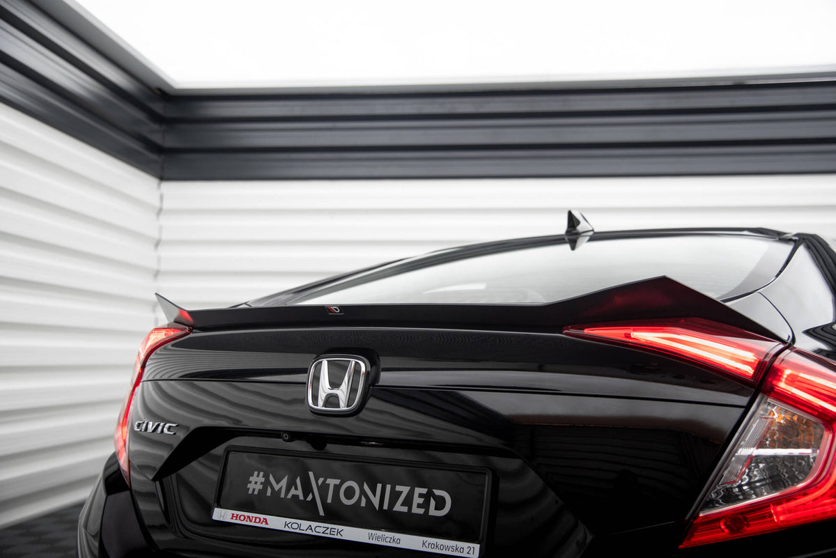 Sideskjørt diffusorer for Honda Civic MK10 i nærbilde, sort overflate