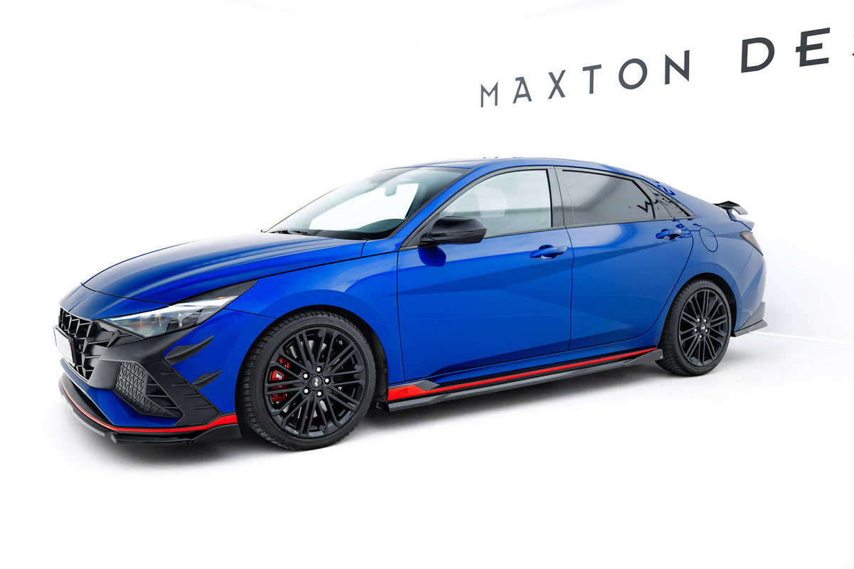 Splittersett til Hyundai Elantra N MK7 med alle fem komponenter vist samlet