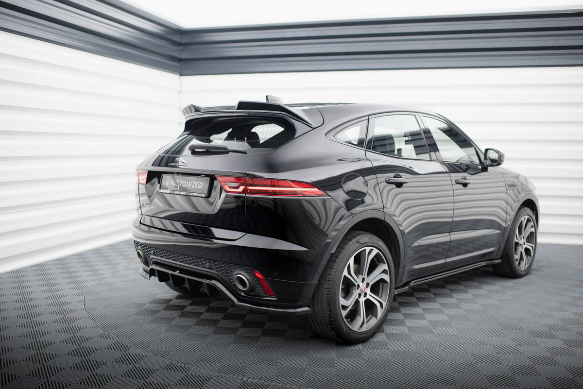 Spoiler cap til Jaguar E-Pace R-Dynamic MK1 sett ovenfra på bakluke