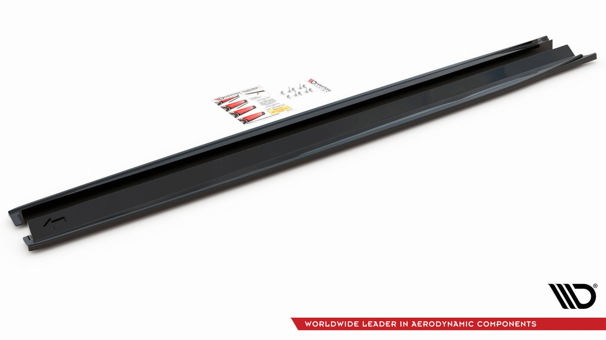Bak splitter med vertikale stenger for Jaguar XF R-Sport, sett bakfra