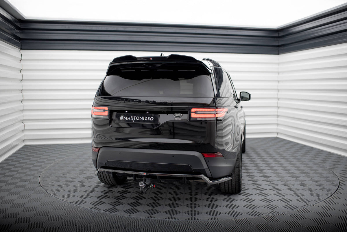 Bak splitter med vertikale stenger for Land Rover Discovery HSE MK5, sett bakfra