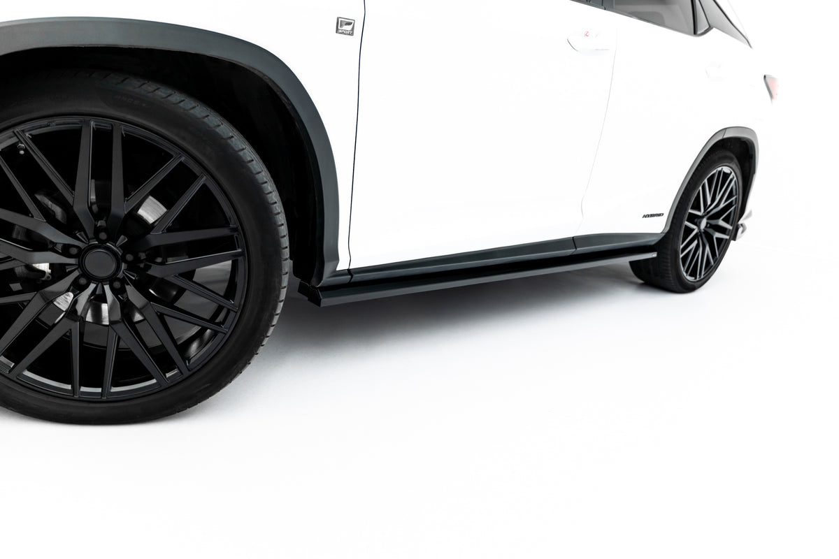 Maxton Design splittersett montert på Lexus RX F-Sport
