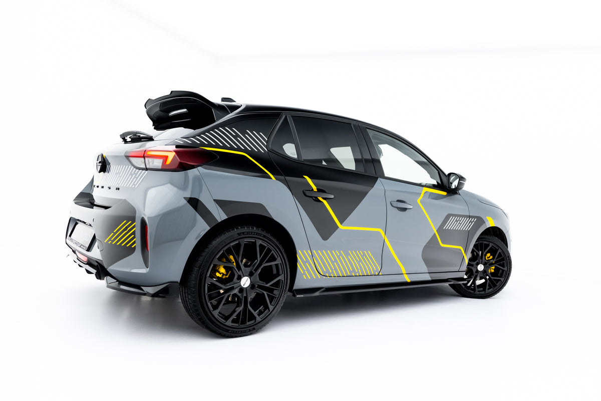 Maxton Design splittersett til Opel Corsa F Facelift sett bakfra