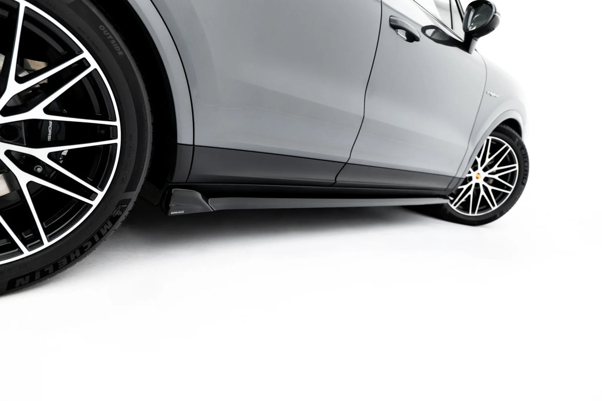 Bakparti på Porsche Cayenne Mk3 Facelift med hekksplitter og diffuser