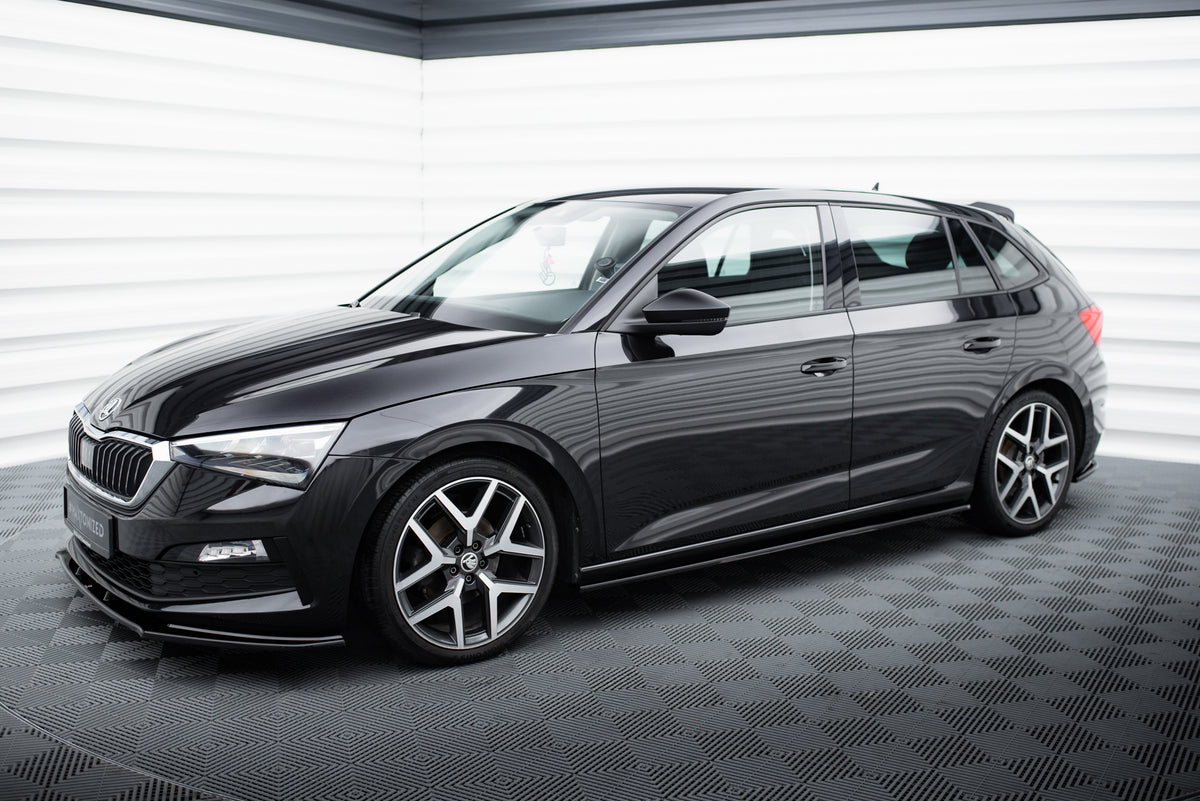 Splittersett til Skoda Scala MK1 – alle fem deler lagt ut samlet