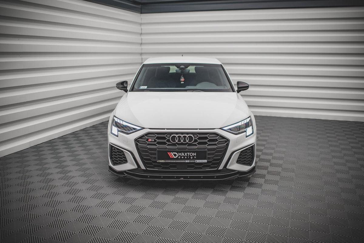 Splittersett Audi A3 S-Line Sportback 8Y V.1 monteringsvisning med perfekt passform på støtfanger