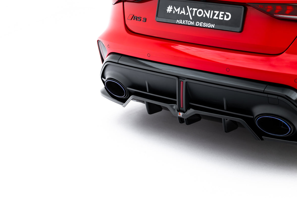 Bakdiffuser inkludert i splittersett Audi RS3 Sedan 8Y Facelift V.1 detaljbilde av struktur og finish