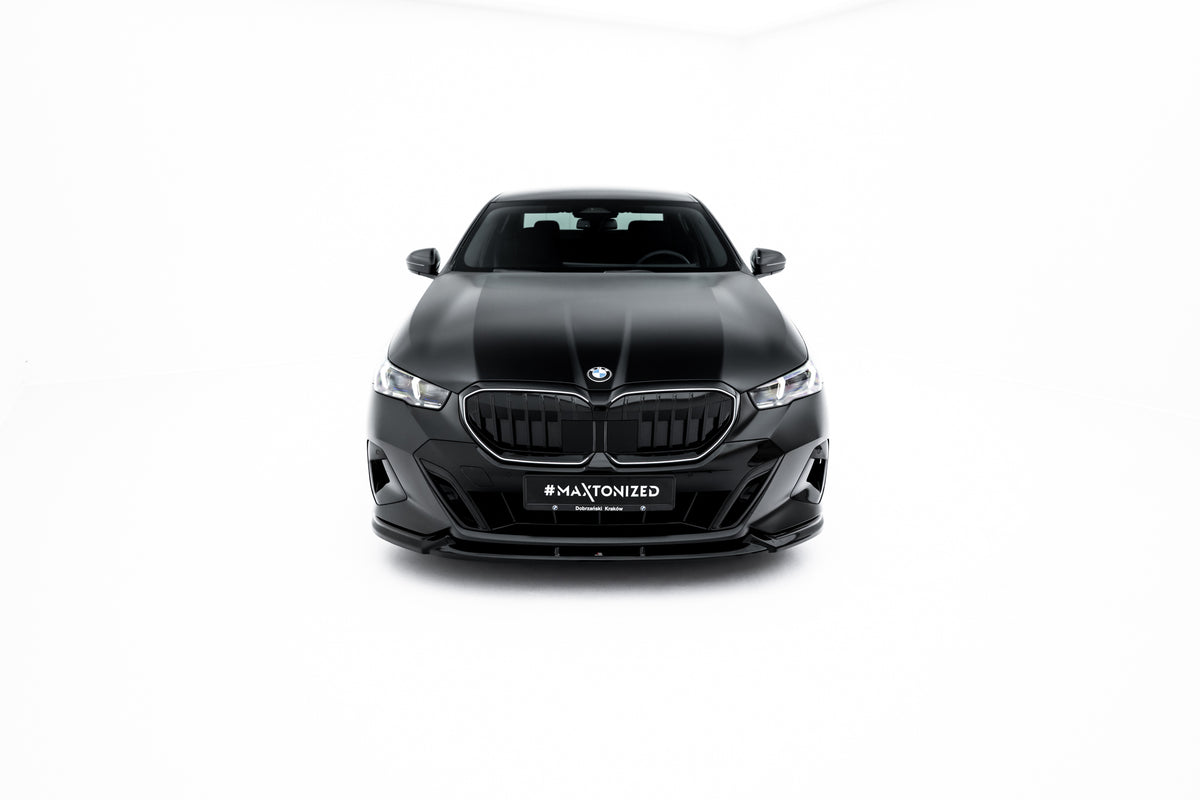 Maxton Design BMW G60 splitter V.1, sideskjørt montering svart ABS-plast detalj