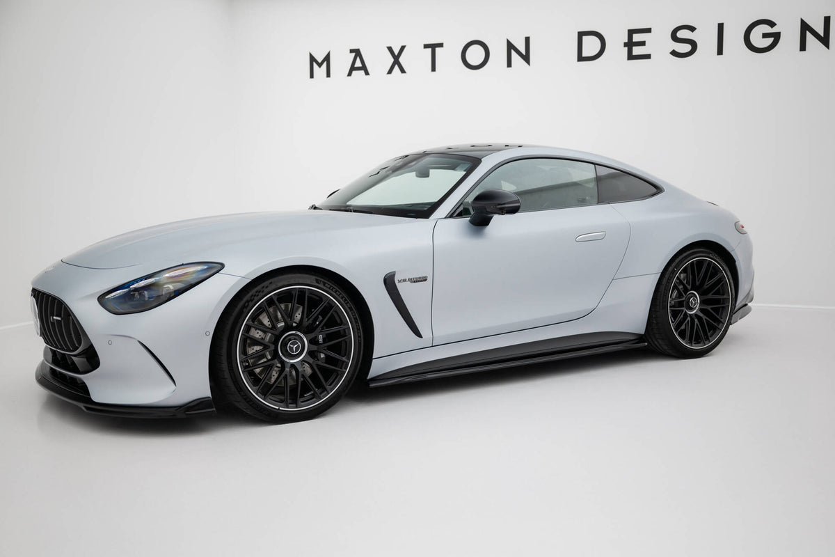 Splittersett V.1 for Mercedes AMG GT C192 vist forfra med front splitter montert