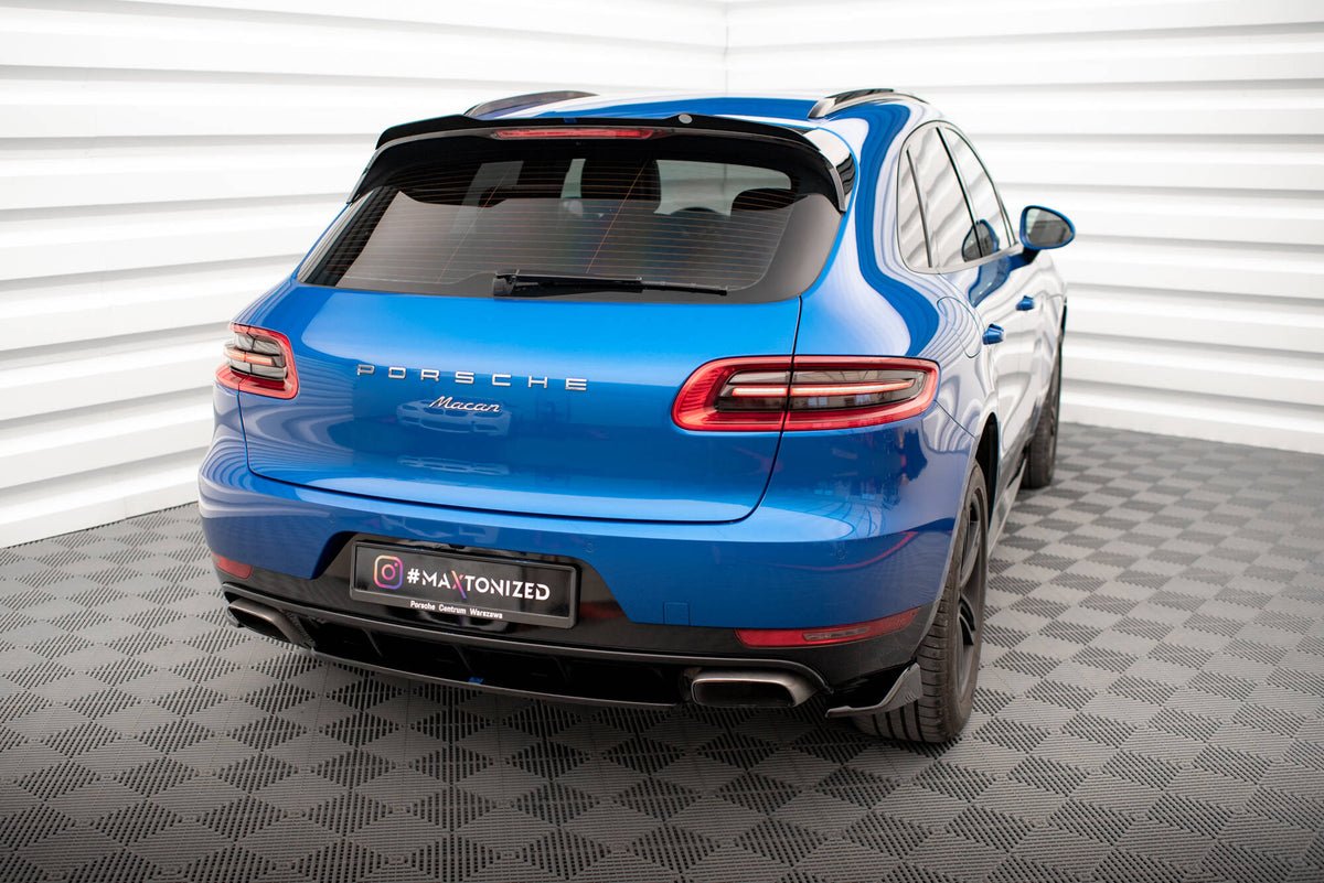 Splittersett V.1 Porsche Macan MK1 – detalj av bak side splitter i sort