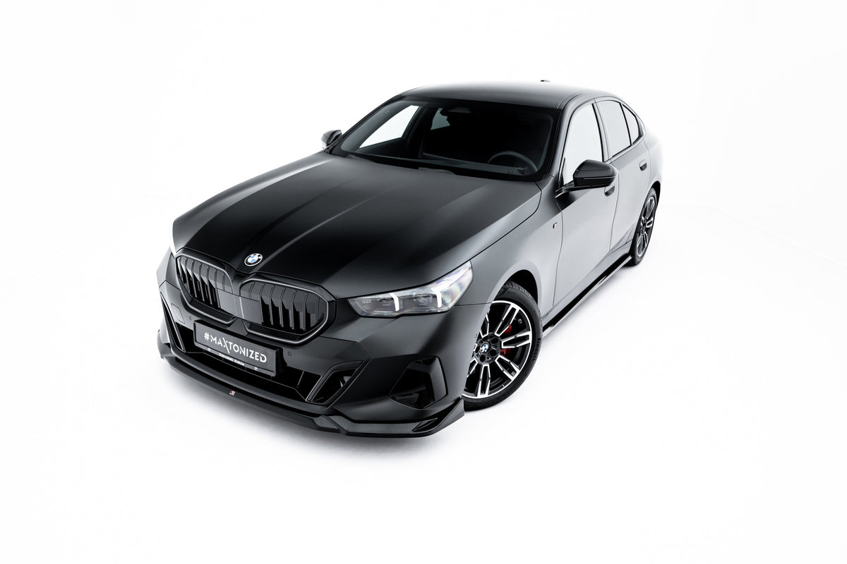 Maxton Design BMW G60 splittersett V.2 – sideskjørt sett bakfra svart ABS-plast