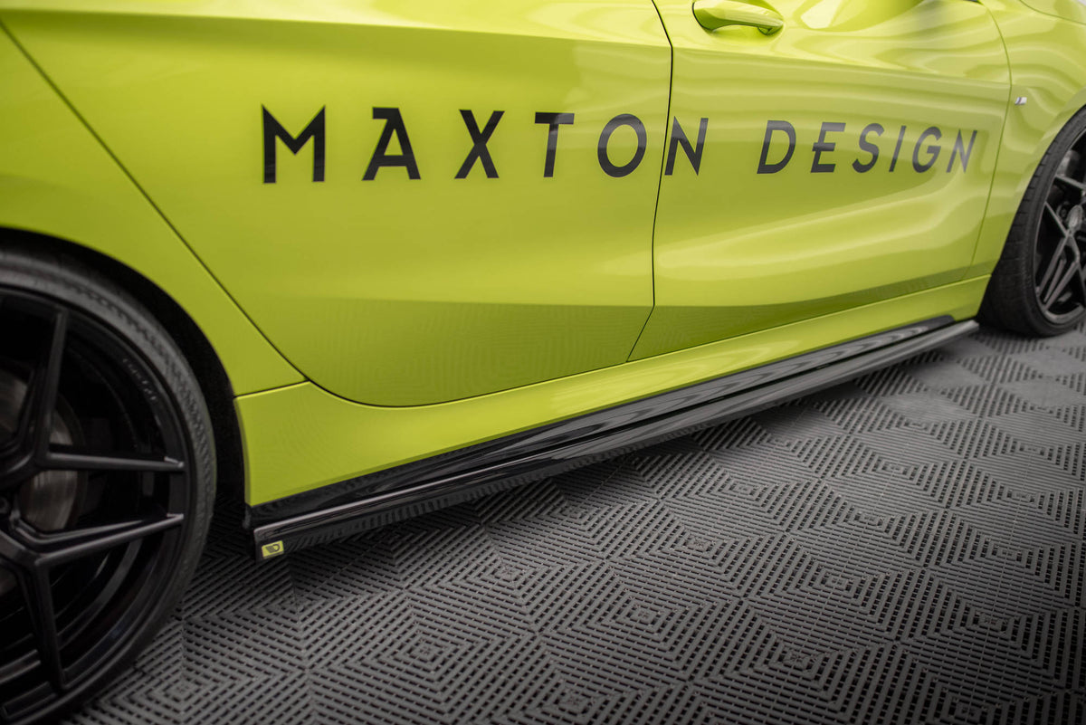 Detalj av hjulbuekanter med M-Maxton sideskjørt V.3 F40
