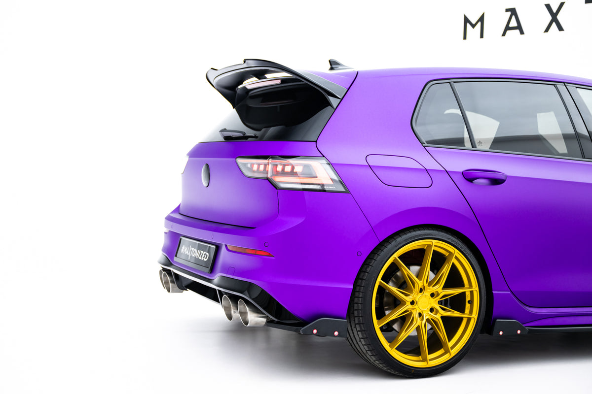 Bodykit splitter V.3 til VW Golf 8 R Facelift på Golf 8 med fabrikkfanger