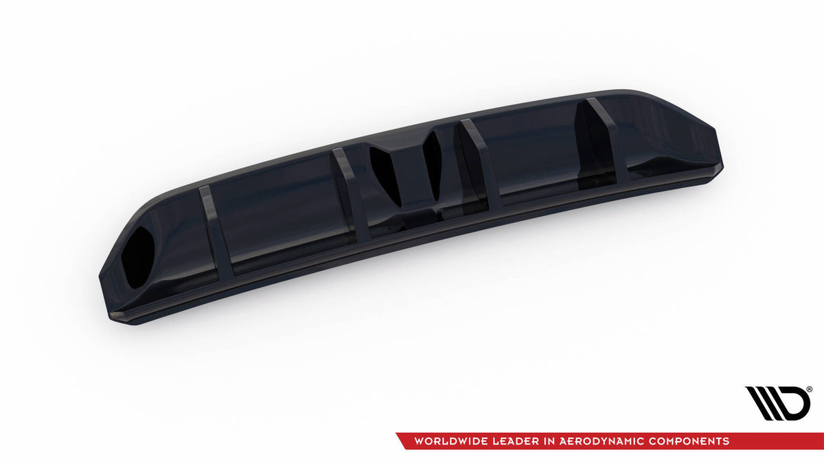 VW Arteon R-Line med montert bakre diffuser fra Maxton Design sett bakfra