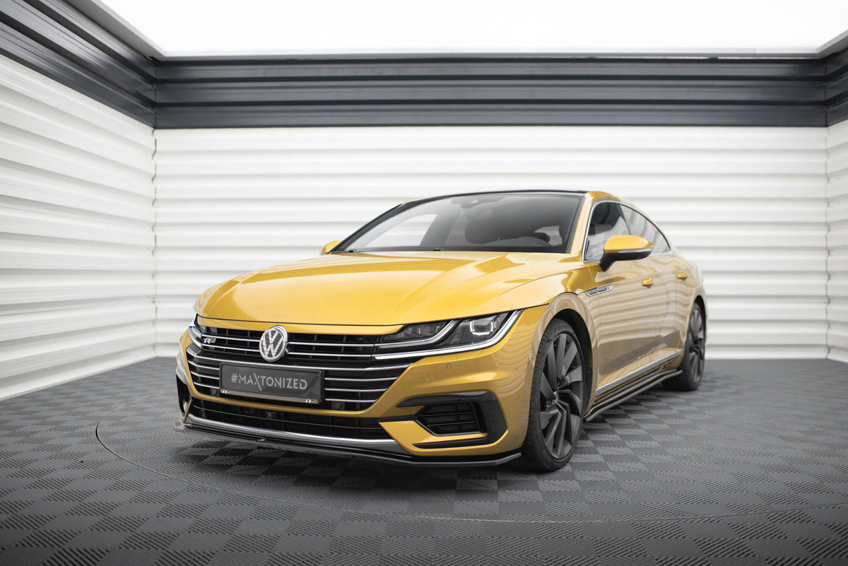 Komplett sideprofil av VW Arteon R-Line med monterte Maxton Design sideskjørt
