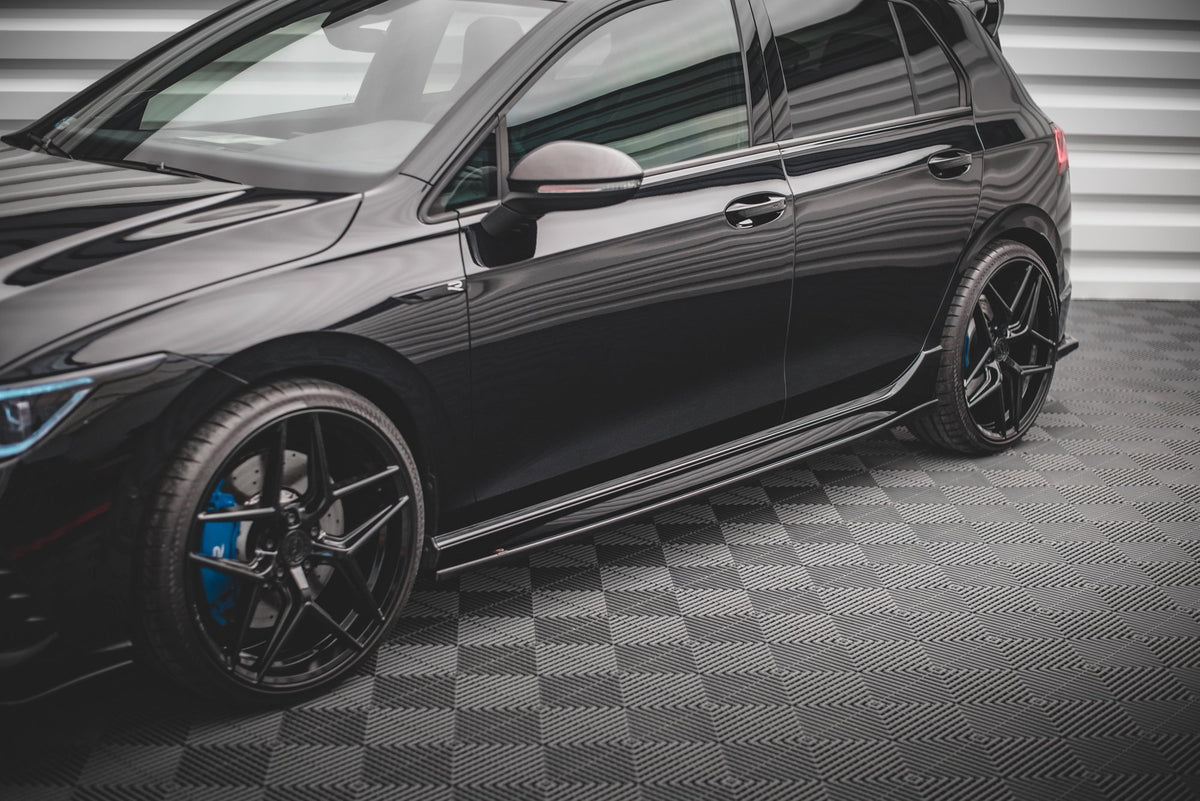 Bodykit splitter VW Golf 8 R vist fra venstre side