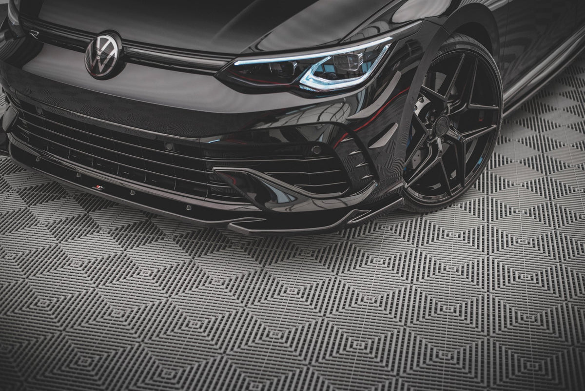 Front- og sideplitter VW Golf 8 R – produktbilde mot hvit bakgrunn