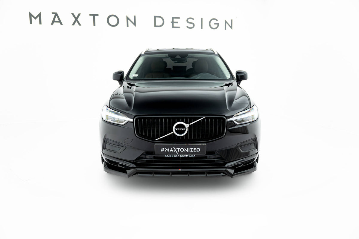 Splittersett Volvo XC60 MK2 fra Maxton Design, sett forfra i svart blank ABS-plast