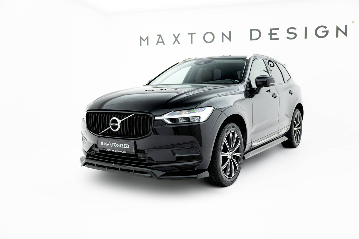 Splittersett Volvo XC60 MK2 fra Maxton Design, sett fra siden i svart blank ABS-plast