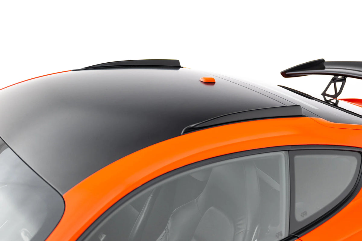 Korte takrails i blank sort til Porsche 718 Cayman 982c