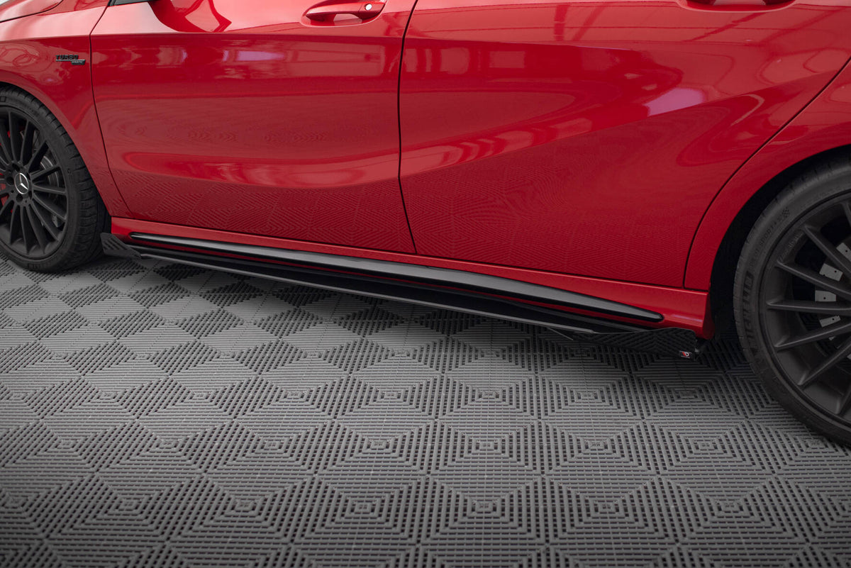Sideflaps Mercedes A 45 AMG W176 Facelift (2015–2018) - MEA176FAEROCNC-SF1G