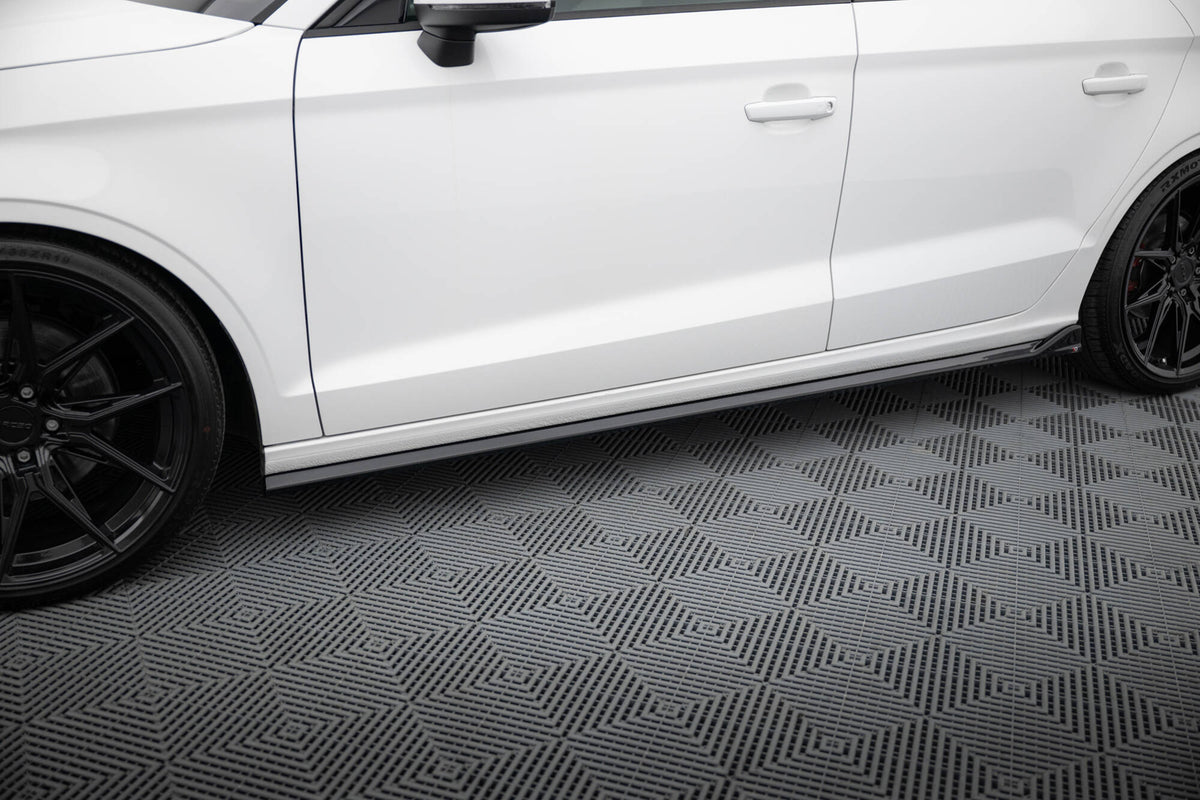 Sideskjørt diffusers til Audi A3 Sedan 8V Facelift i blank sort ABS