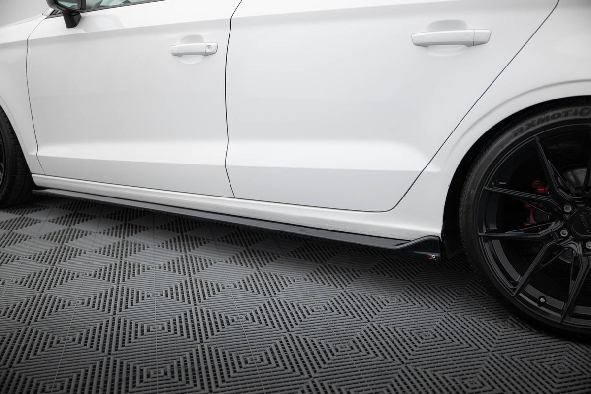 Høyre sideskjørt diffuser til Audi A3 Sedan 8V Facelift