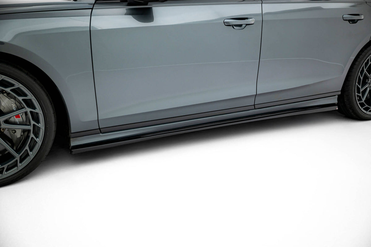 Sideskjørt diffusers til Audi S8 D5 Facelift i blank sort ABS
