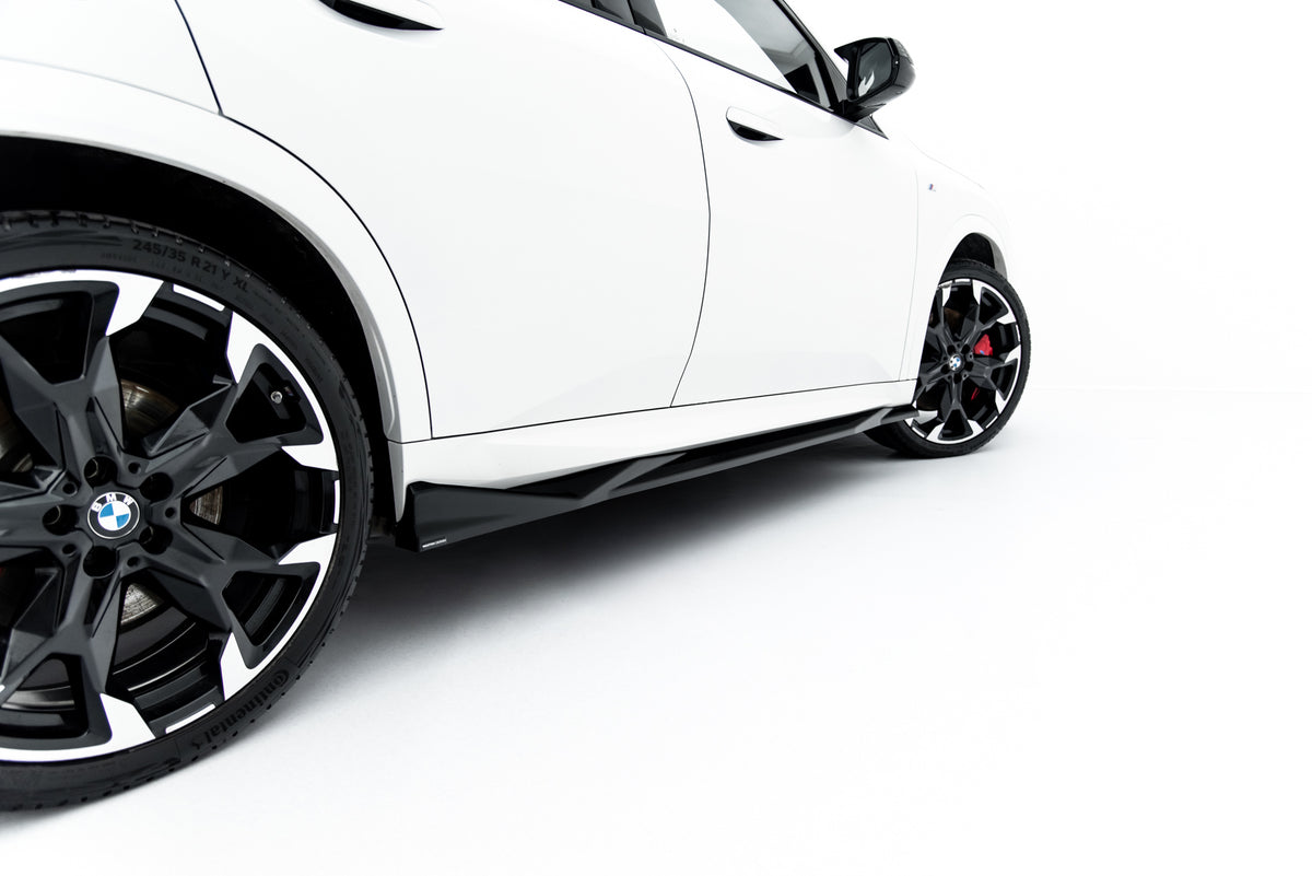 Detalj av sideskjørt diffusers til BMW X2 M35i U10