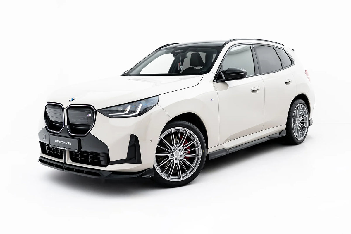 Nærbilde av sideskjørt diffuser montert på BMW X3 M50 G45