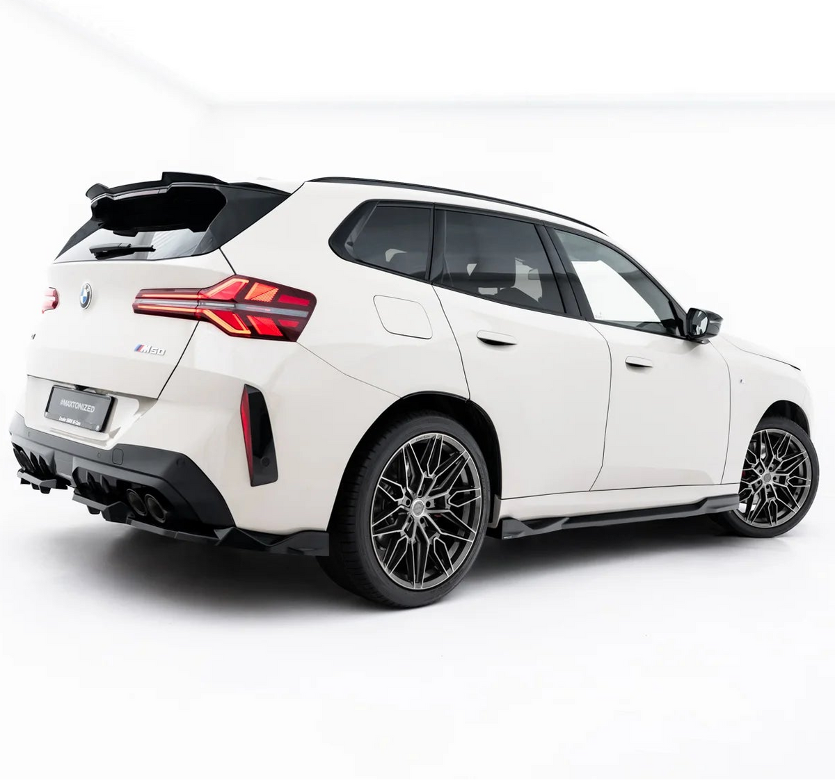 Sideskjørt diffusers til BMW X3 M50 G45 i blank sort ABS-plast