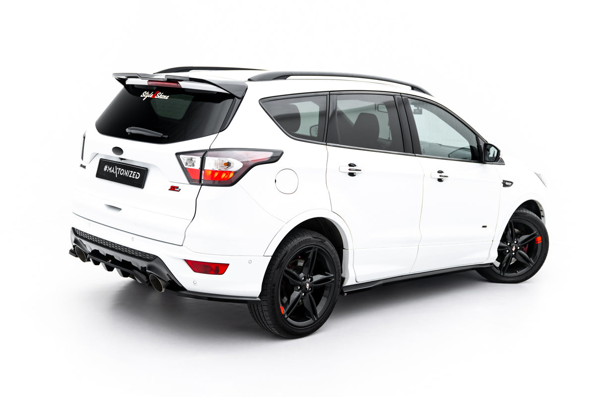 Maxton Design sideskjørt diffusers montert på Ford Kuga ST-Line
