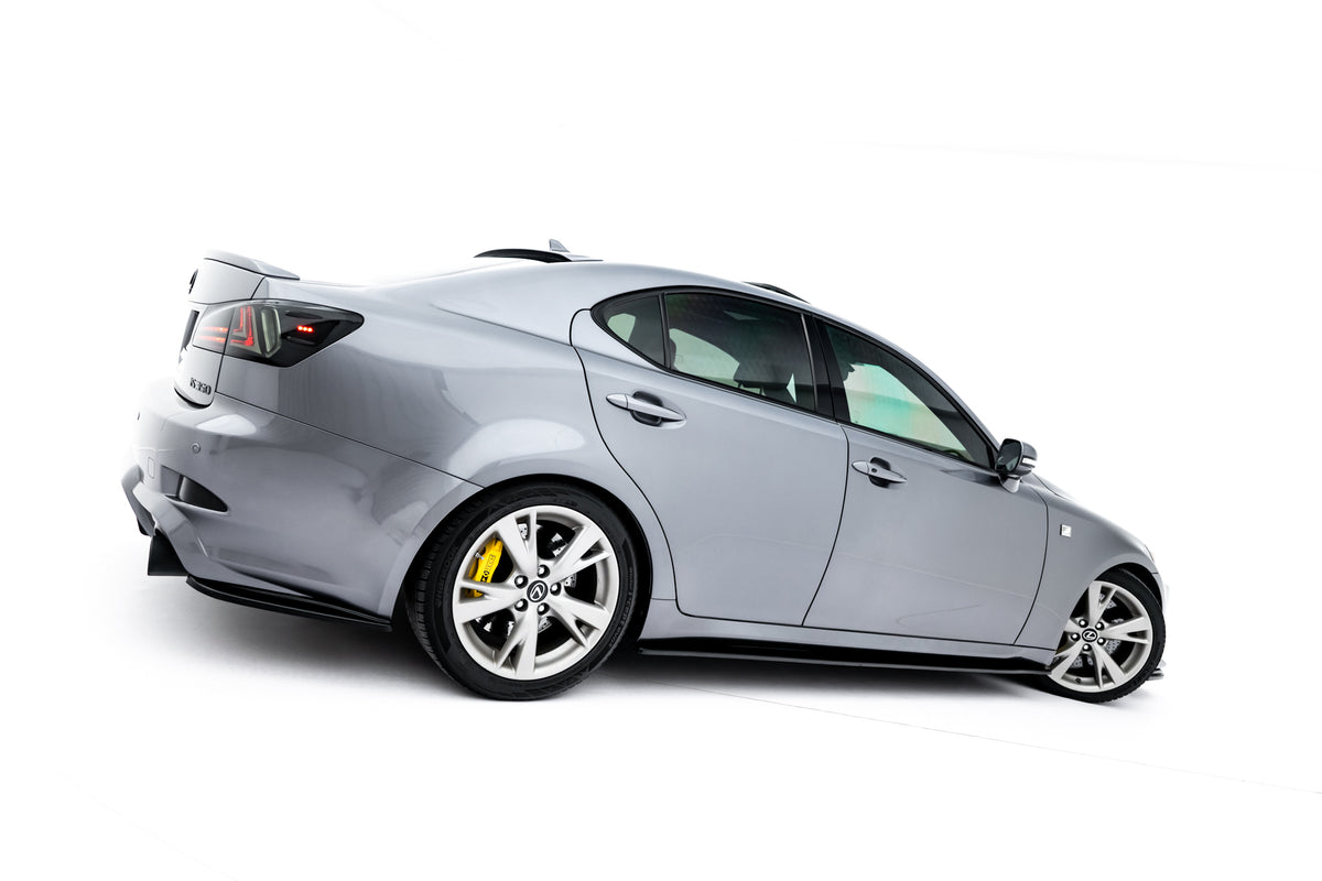 Sideskjørt diffusers til Lexus IS F-Sport sett fra siden