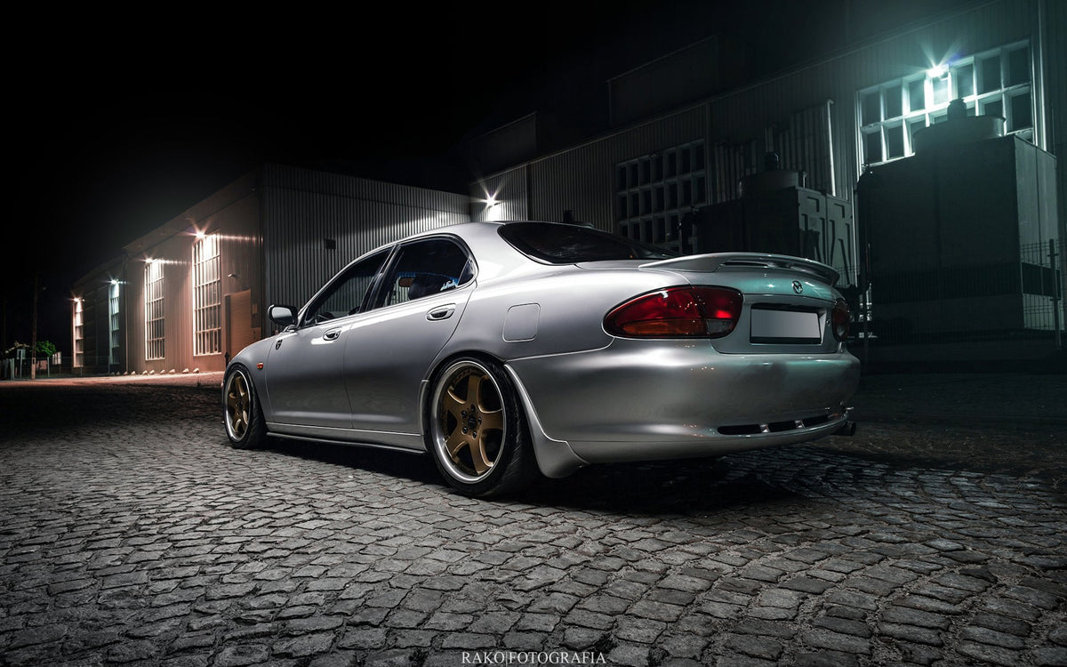 Maxton Design sideskjørt for Mazda Xedos 6 vist ovenfra