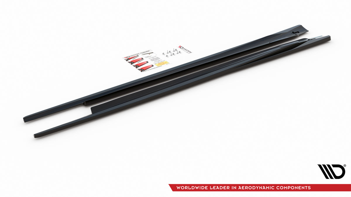 Detalj av blank sort ABS-diffuser til Opel Astra GTC OPC J