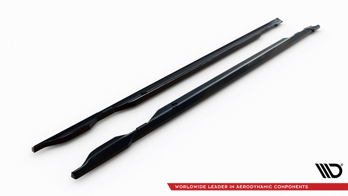 Undersiden av Maxton Design sideskjørt for Porsche Taycan Cross Turismo 4S med monteringsflater