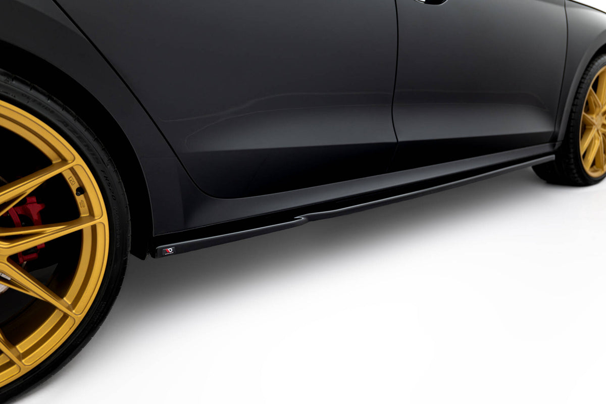 Sideskjørt diffusers i blank sort ABS til Skoda Octavia RS Mk4 Facelift