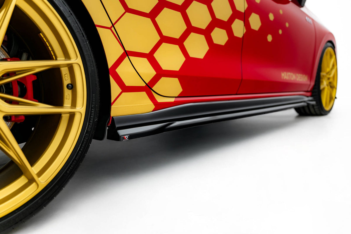 Sideskjørt-forlenger V.1 for VW Golf 8 GTI Clubsport / GTI Facelift sett rett fra siden